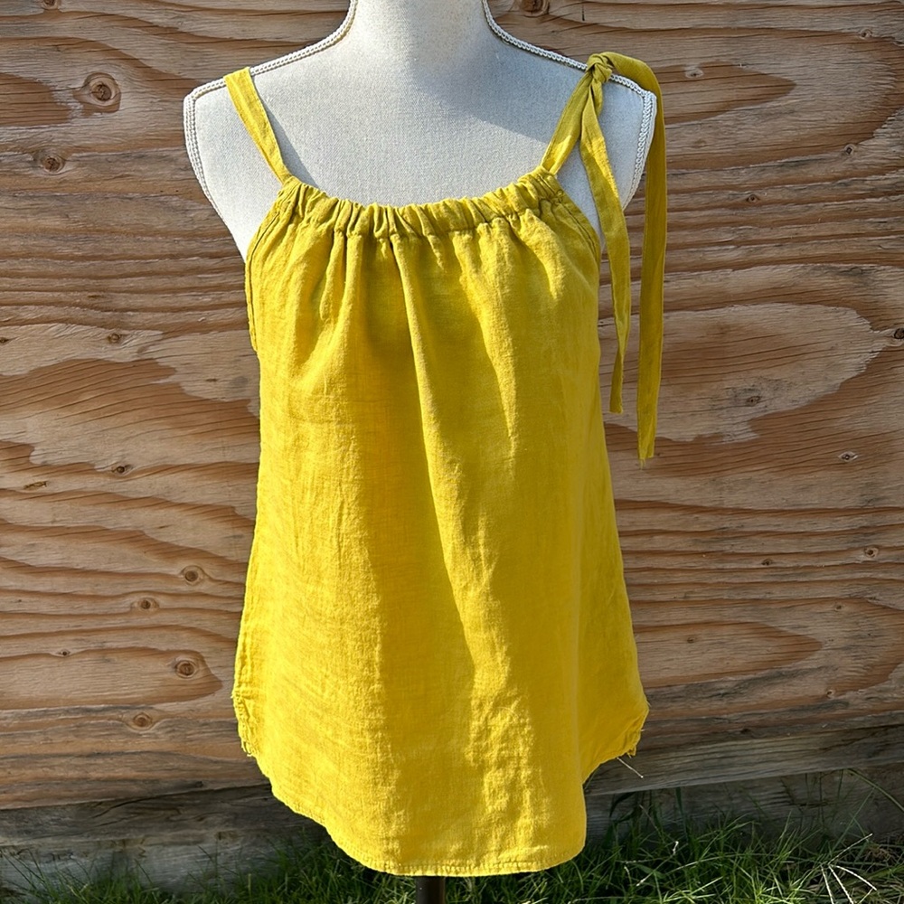 Bellambra Tie Shoulder Tank Top